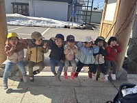 みんなで座っておやつタイム