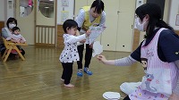 かぶとの中の顔当て　女の子１